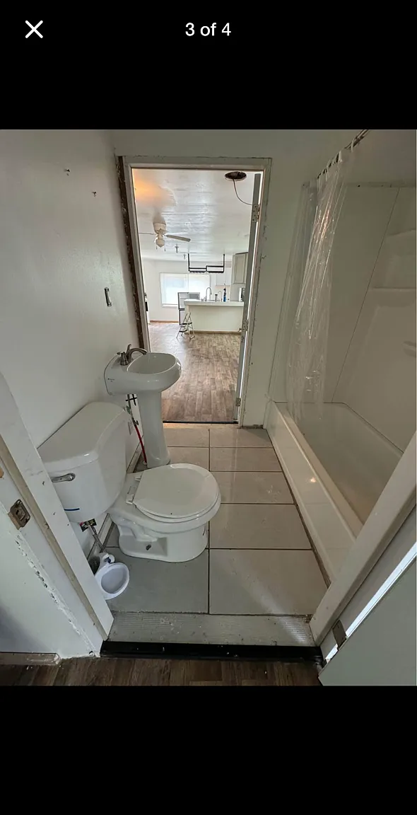 Studio, 400 sqft, $850 — Photo 4