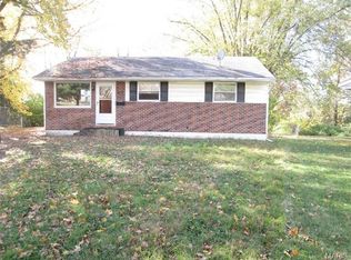 186 Brigadoon Cir, Saint Louis, MO 63137