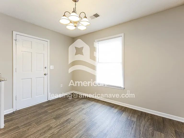 23502_005_dining_room_13736745.jpg