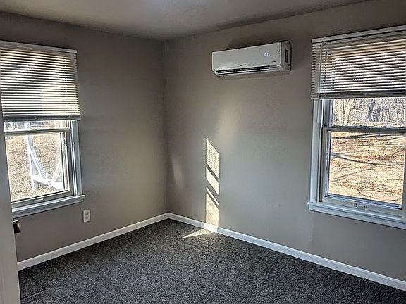 5th image of 1306 E 69th Ave