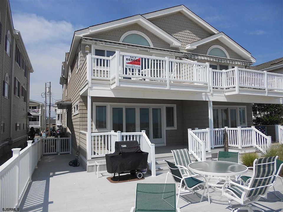 1st image of 3518 Wesley Ave #S