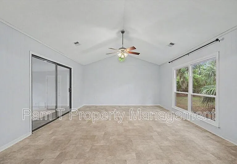 3712 Oakland Ct — Photo 6