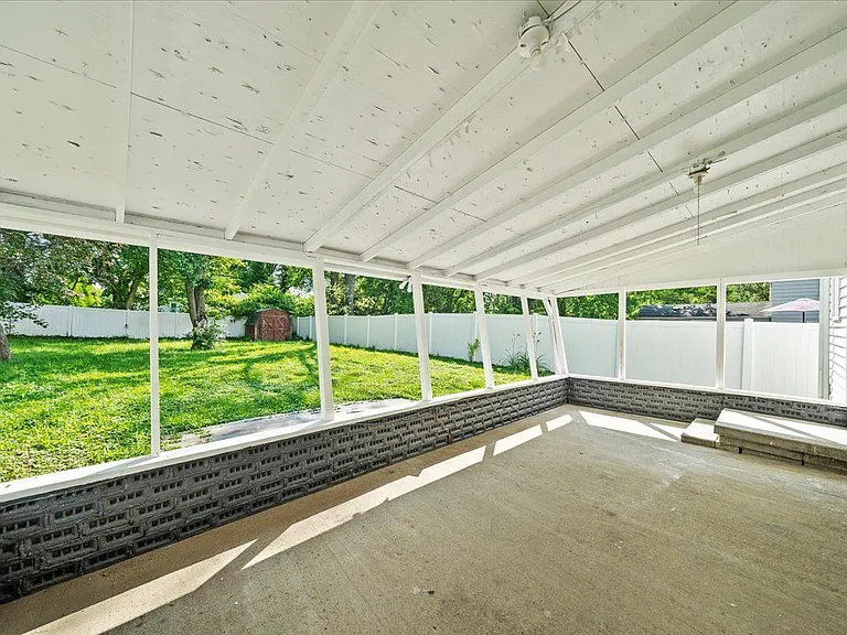 204 Stevenson Rd — Photo 18