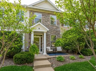 1586 Woodlynn Ave Unit 2, Saint Paul, MN 55109