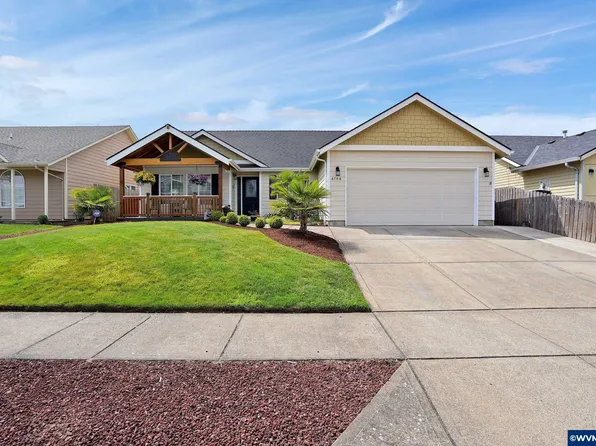 4754 Manning Dr NE, Salem, OR 97305