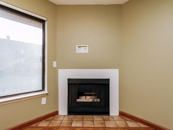 3rd image of 225 Briarcrest Dr Unit 204