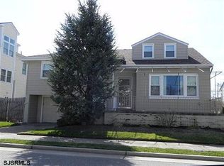 2 N Harding Ave, Margate, NJ 08402
