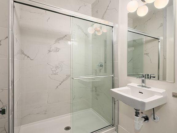 3rd image of 1633 17th Ave #122