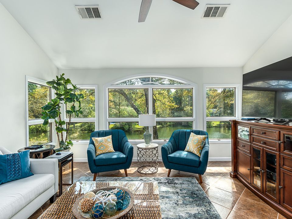1st image of 1064 Lake Way Dr