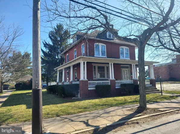 764 N Charlotte St, Pottstown, PA 19464