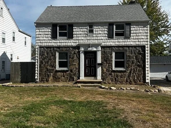 1623 23rd St, Cuyahoga Falls, OH 44223