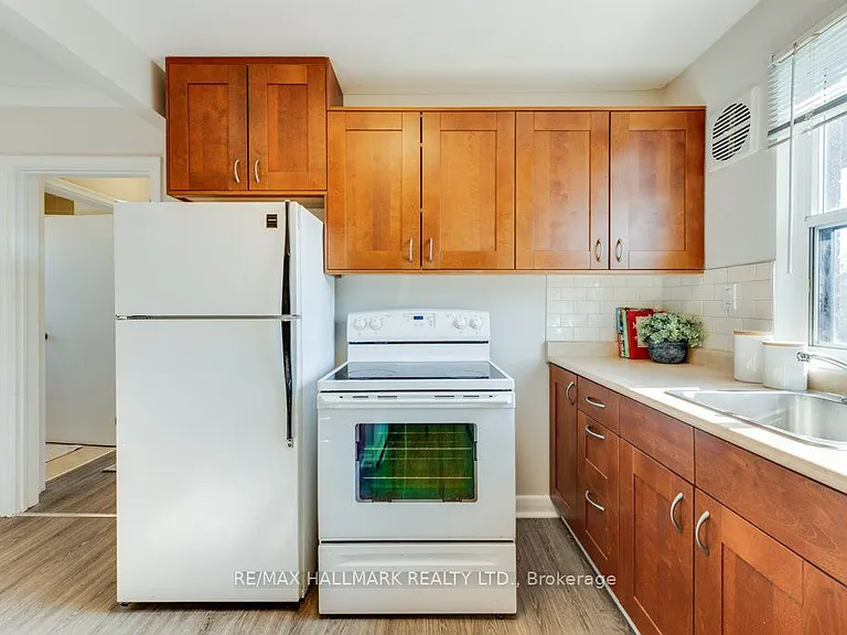 225 Woodville Ave #UPPER — Photo 13