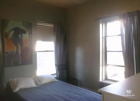 Rented by Warburg | media 9