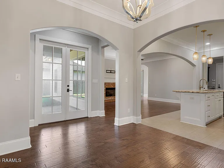 113 Beauchamp Ln — Photo 17