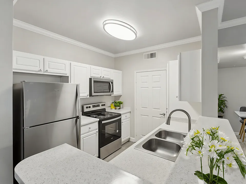 North Pointe Apartments