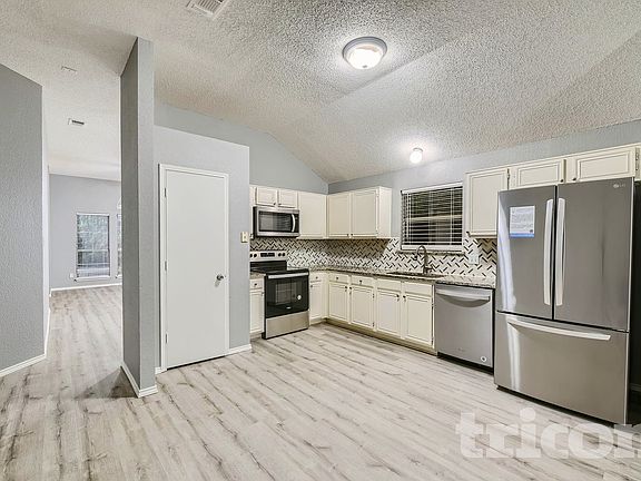 5th image of 3206 N Weirgate Ct