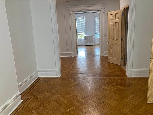 5th image of 527 59th St #1