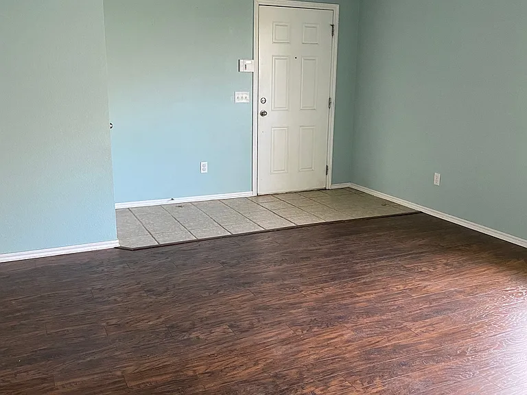 3610 Ellis Ave — Photo 8