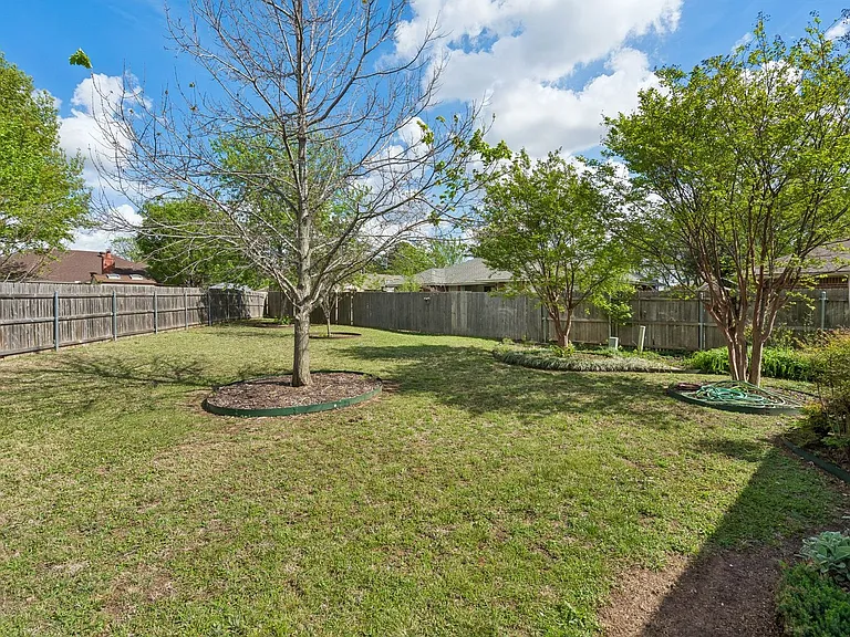 1708 Creekside Ct — Photo 46