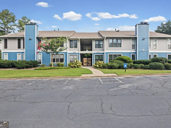 1484 Branch Dr, Tucker, GA 30084