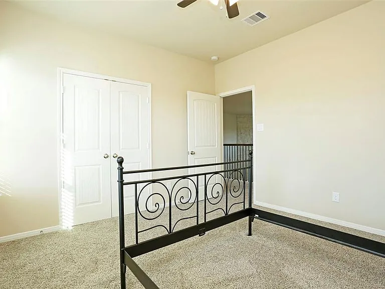 9702 Massanutten Ln — Photo 9