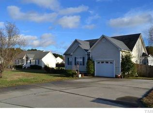409 Oak Dare Ln, Wendell, NC 27591