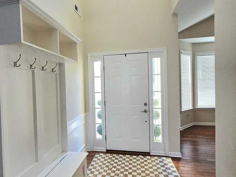 5525 Keowee Way — Photo 3
