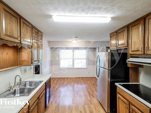 5th image of 3266 Hidden Forest Dr