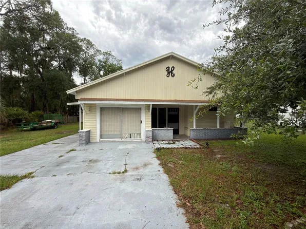 10513 Lynnwood Ave, Lake Wales, FL 33853
