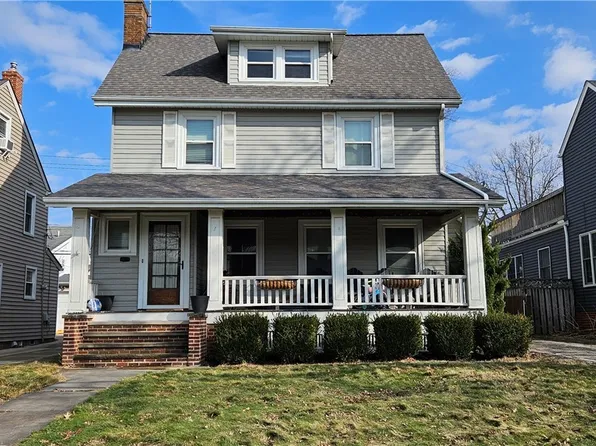 373 Kensington Rd, Rocky River, OH 44116