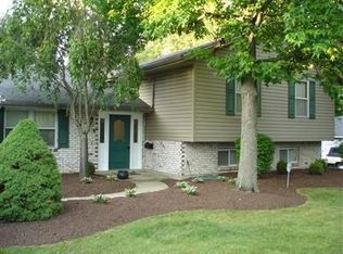 3460 Pebble Creek Dr, Dayton, OH 45432