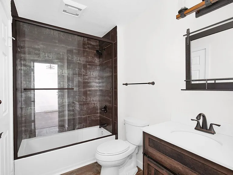 4 Lake Bellevue Dr #201 — Photo 9