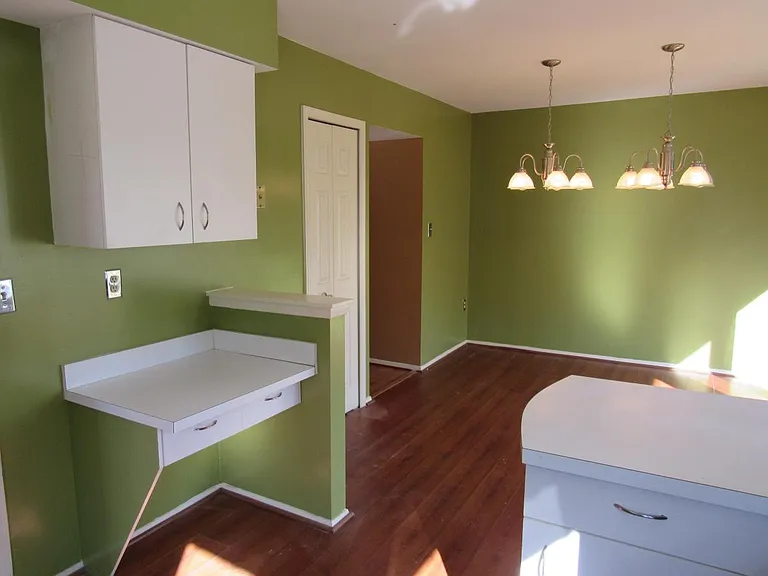 7734 Chatfield Ln — Photo 11