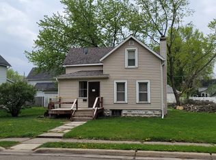 403 W 6th St, Sterling, IL 61081
