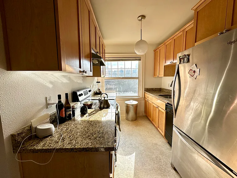 1509 NE 10th Ave #302 — Photo 6