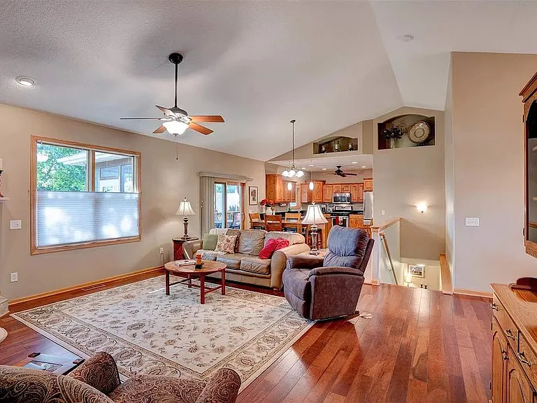 3449 N Jamie Ln — Photo 22