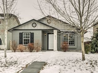 511 W Archerfield St, Meridian, ID 83646