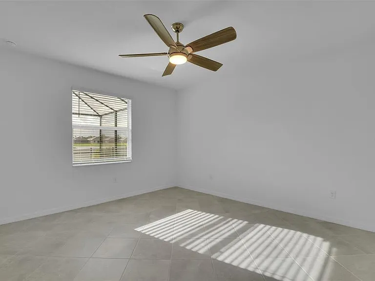 19100 Moscato Ct — Photo 25