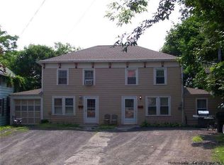 23-25 N Franklin St, Athens, NY 12015