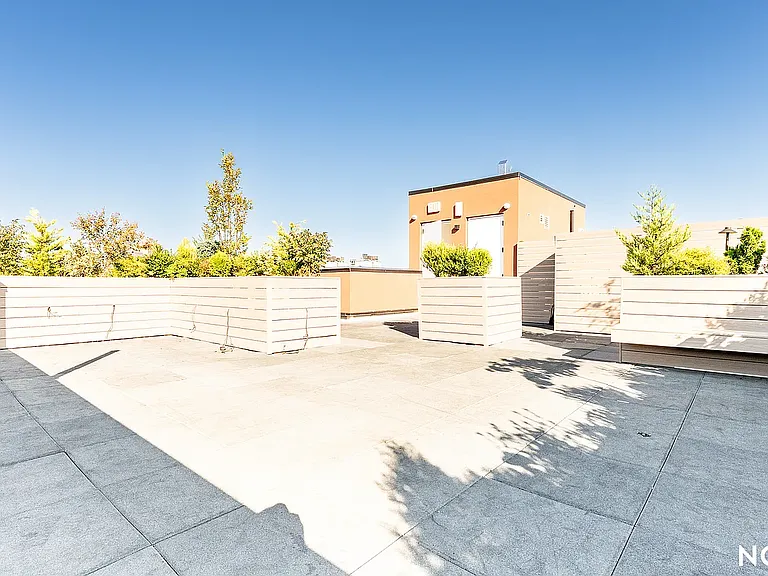 228 N 7th St #110 — Photo 9