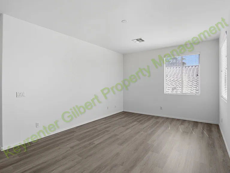 33958 N Barbara Dr — Photo 25