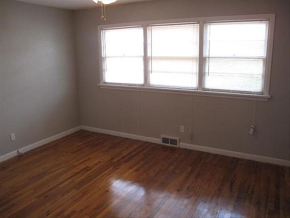 4th image of 3603 Westlawn Ave