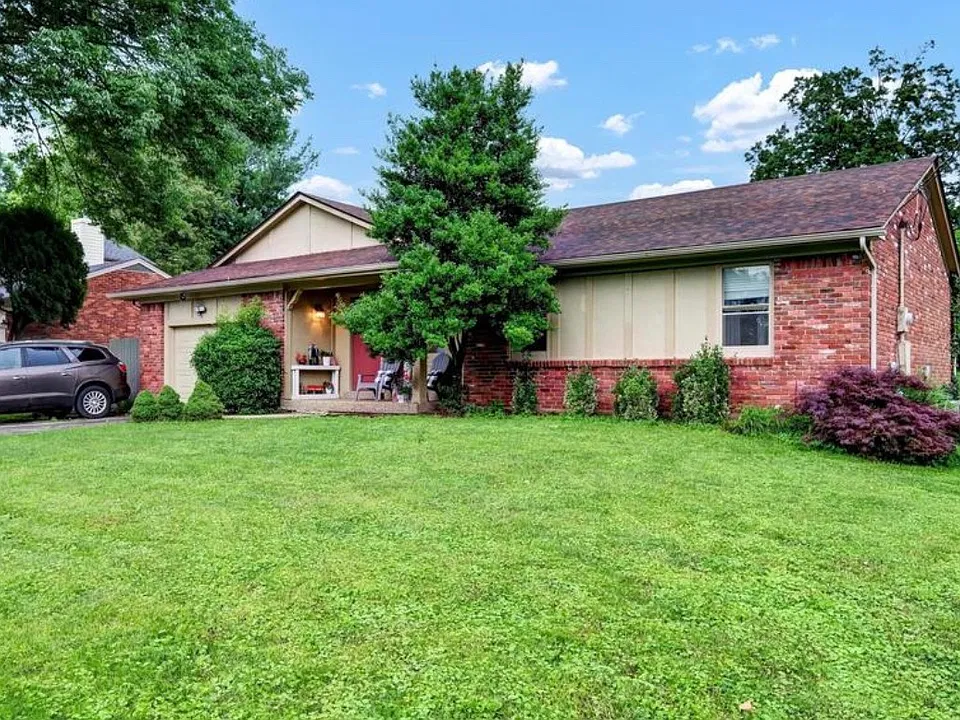 1015 Harmony Landing Rd
