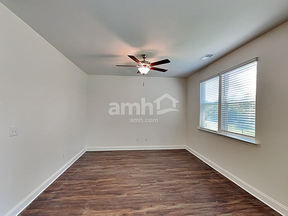 5th image of 556 Rivermist Dr