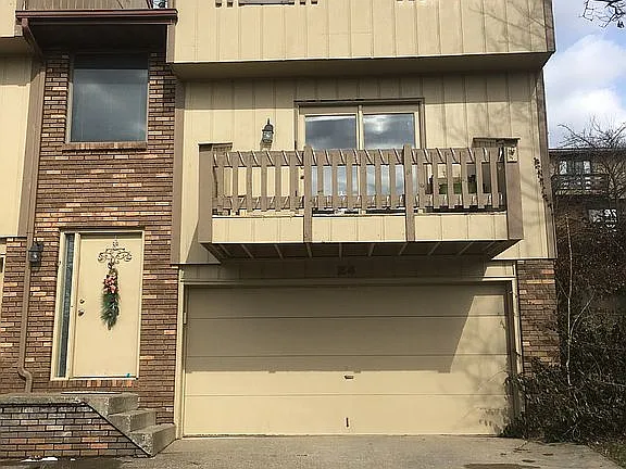 1230 Van Voorhis Rd APT E4 — exterior photo