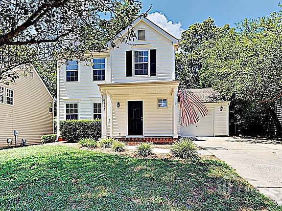 3rd image of 6225 Spanish Moss Ln