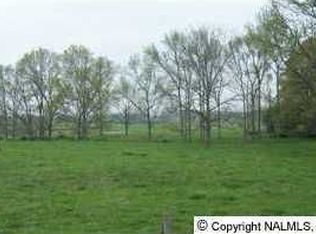 2442 Highpoint Rd, Albertville, AL 35950