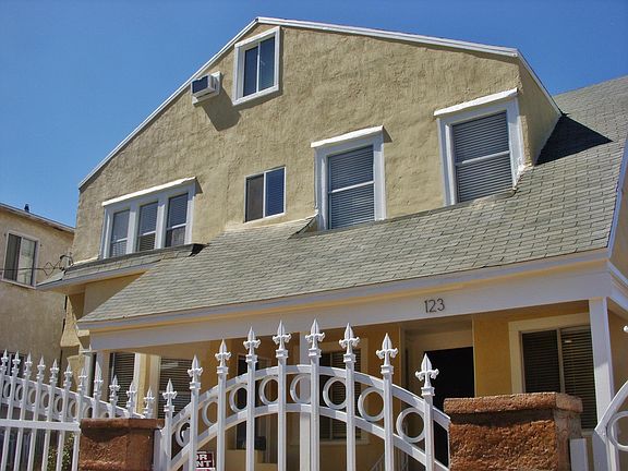 3rd image of 123 S Lake St
