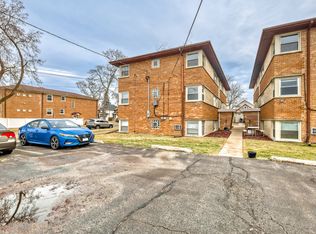 837 Lathrop Ave APT 2E, Forest Park, IL 60130