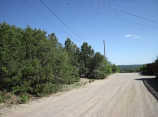 8 & 10 Roadrunner Rd, Tijeras, NM 87059
